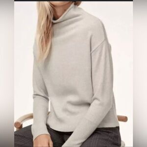 Aritzia wilfred cyprie sweater cowl neck m